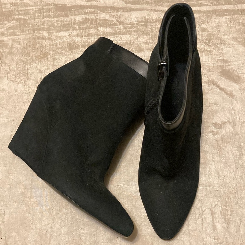 Vince Ludlow Black Wedge Ankle Boot